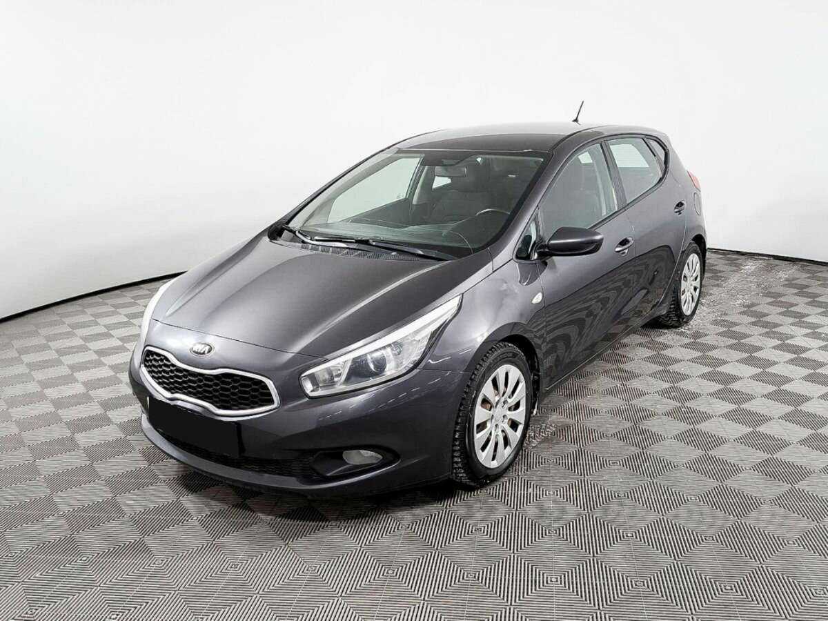 Kia Ceed 2013 года с пробегом. Посмотреть фото