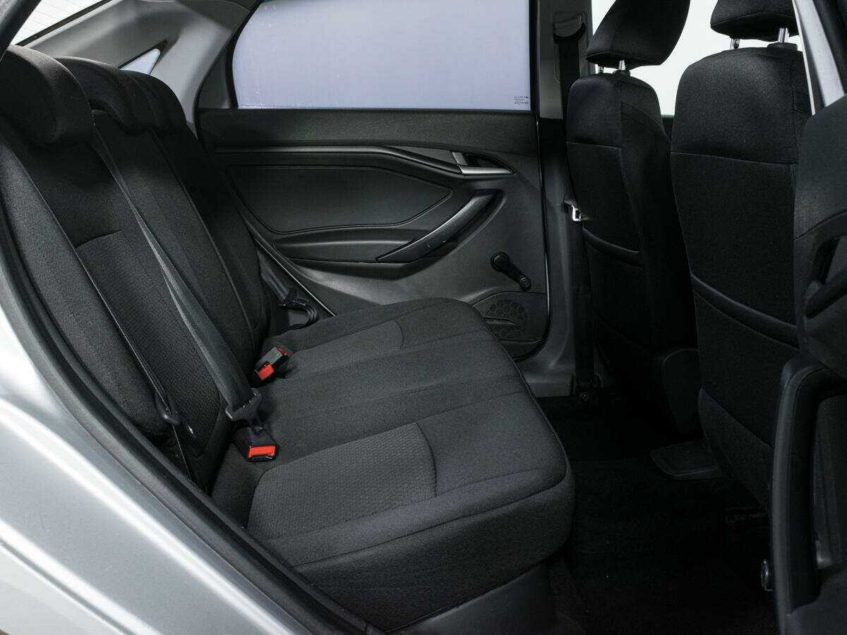 Lada (ВАЗ) Vesta 2017 года с пробегом. Фото: #10