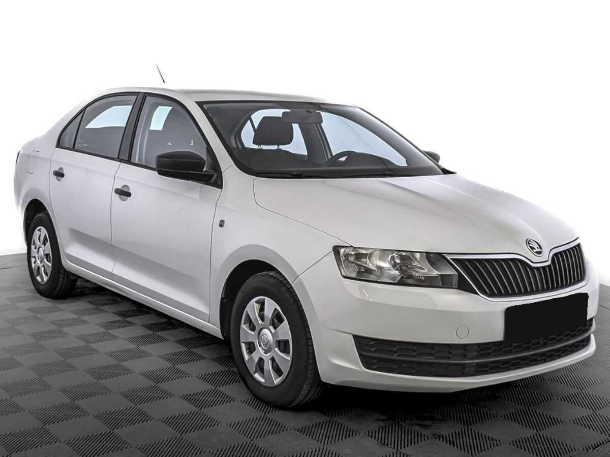 Skoda Rapid 2017 года с пробегом. Фото: #2