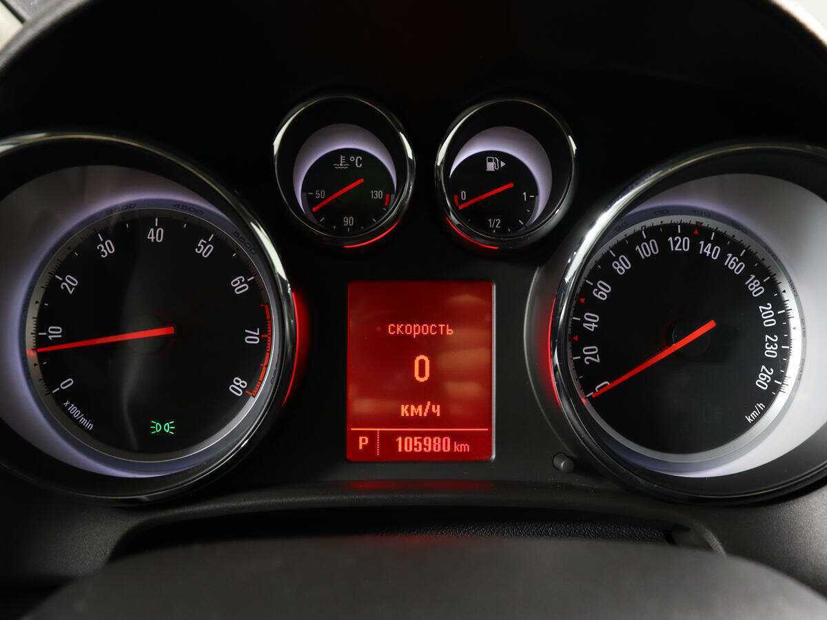 Opel Astra 2014 года с пробегом. Фото: #8