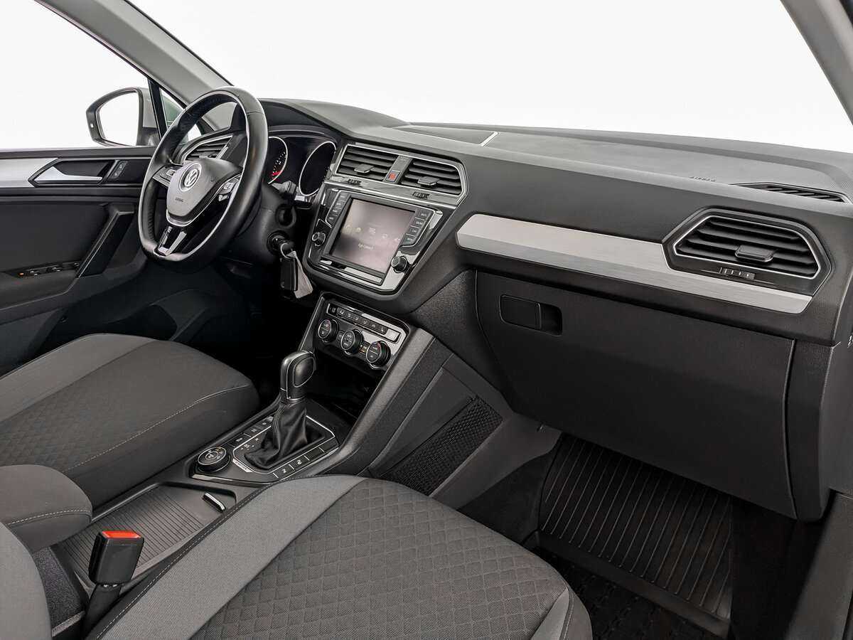Volkswagen Tiguan 2017 года с пробегом. Фото: #8