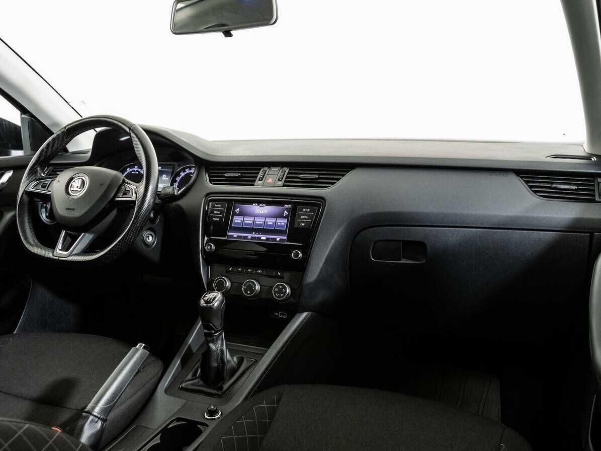 Skoda Octavia 2018 года с пробегом. Фото: #8
