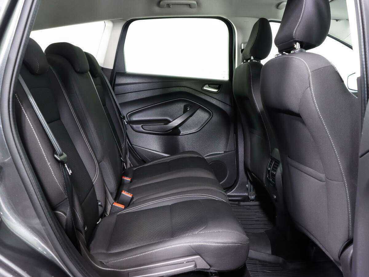 Ford Kuga 2017 года с пробегом. Фото: #13