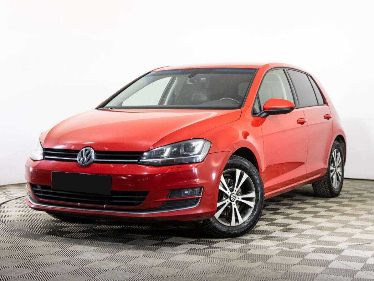 Volkswagen Golf 2013 года с пробегом. Посмотреть фото