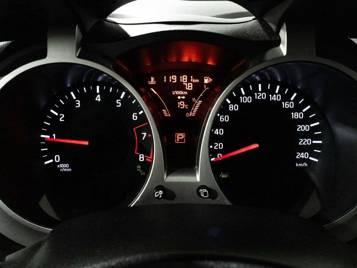 Nissan Juke 2017 года с пробегом. Фото: #11