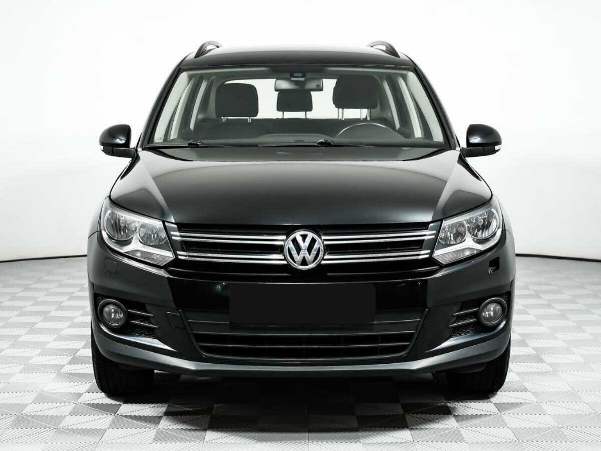 Volkswagen Tiguan 2012 года с пробегом. Фото: #1