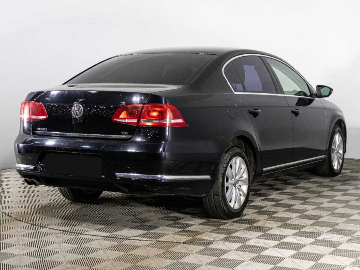 Volkswagen Passat 2013 года с пробегом. Фото: #4