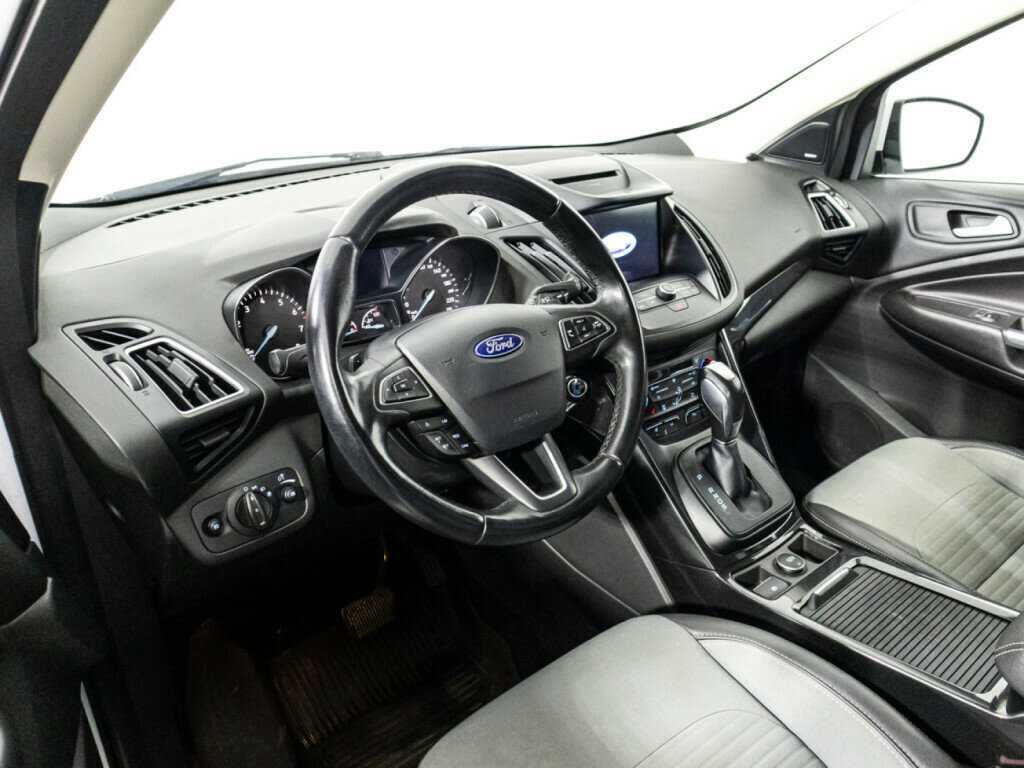 Ford Kuga 2017 года с пробегом. Фото: #10