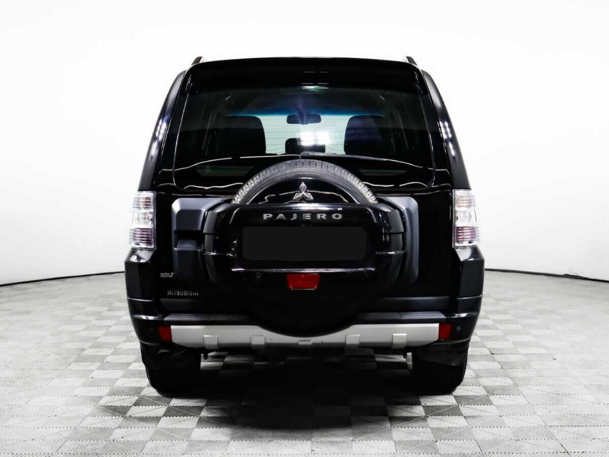 Mitsubishi Pajero 2013 года с пробегом. Фото: #5