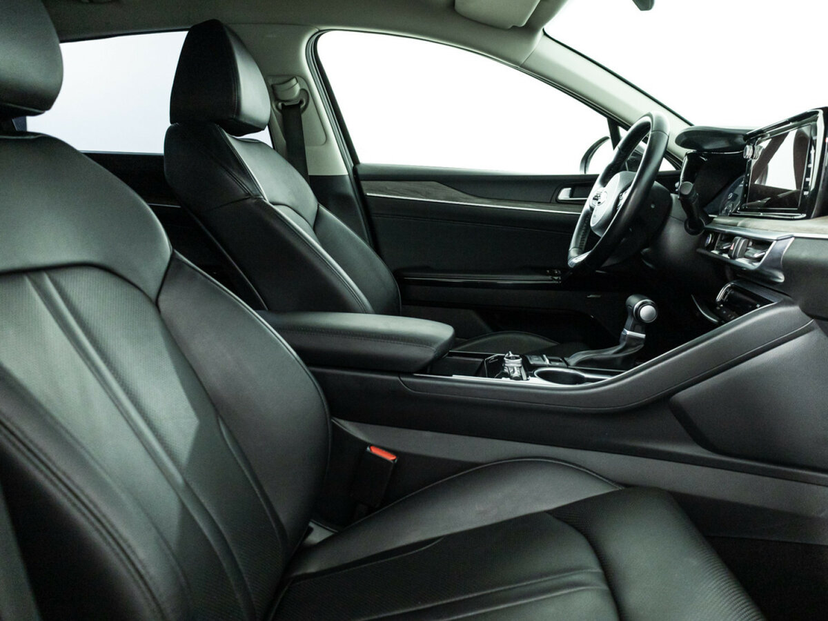 Kia K5 2021 года с пробегом. Фото: #13