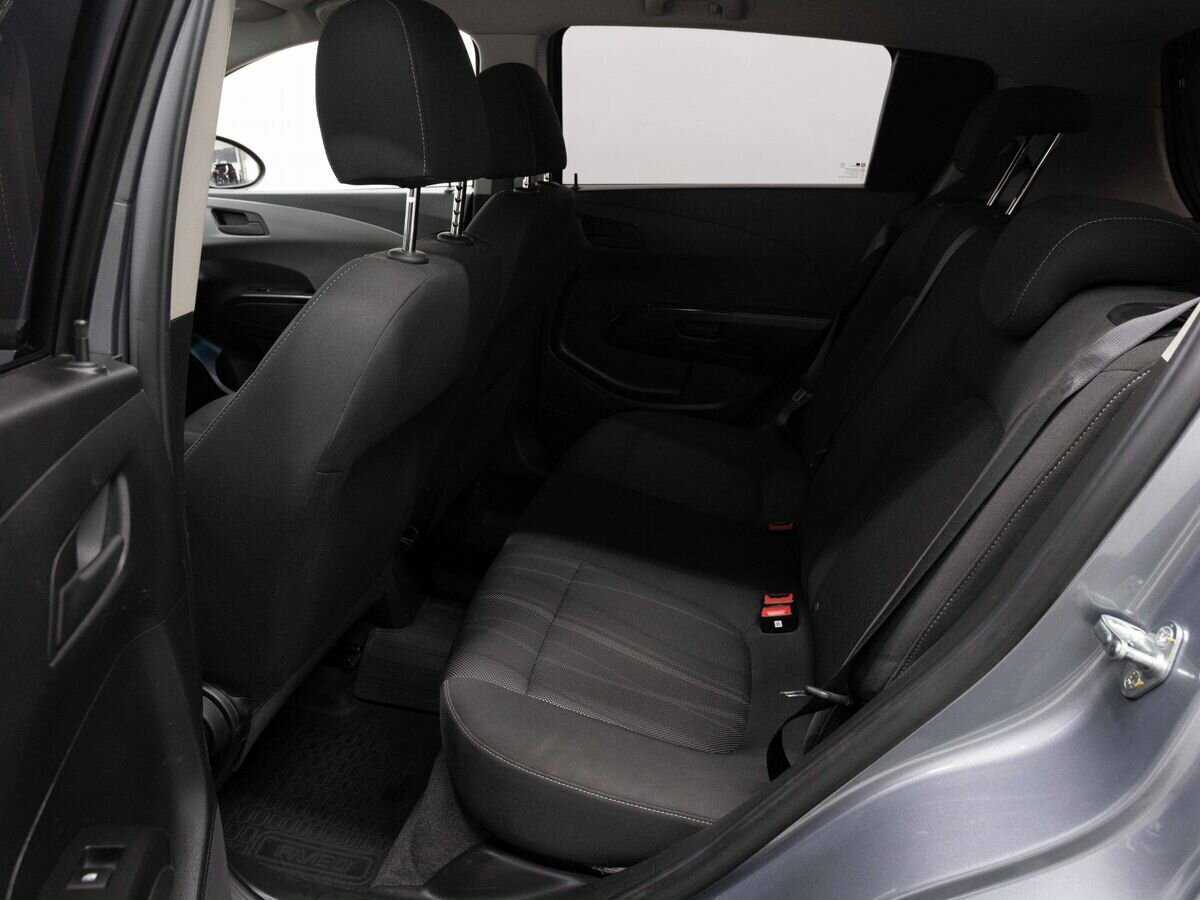 Chevrolet Aveo 2014 года с пробегом. Фото: #9