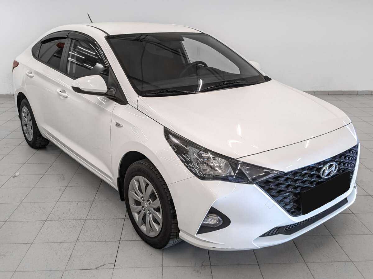 Hyundai Solaris 2021 года с пробегом. Фото: #2