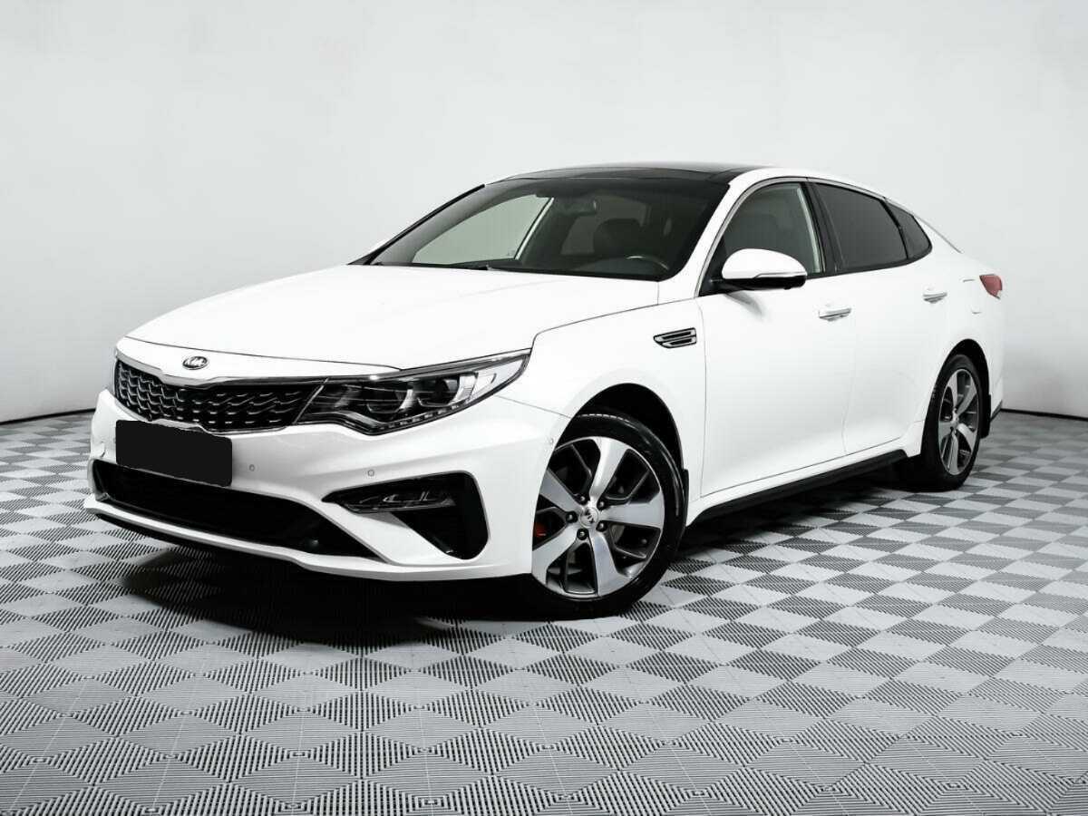 Kia Optima 2018 года с пробегом. Посмотреть фото
