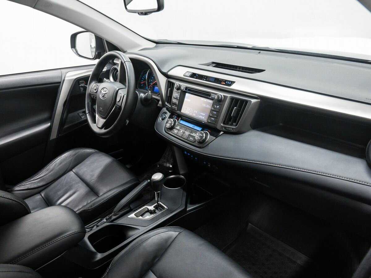 Toyota RAV4 2013 года с пробегом. Фото: #7