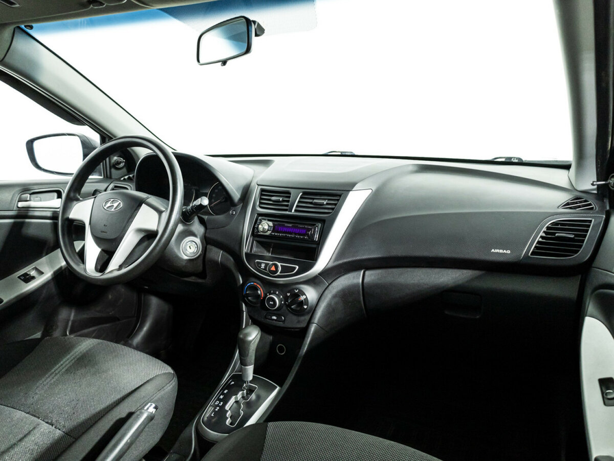 Hyundai Solaris 2012 года с пробегом. Фото: #8