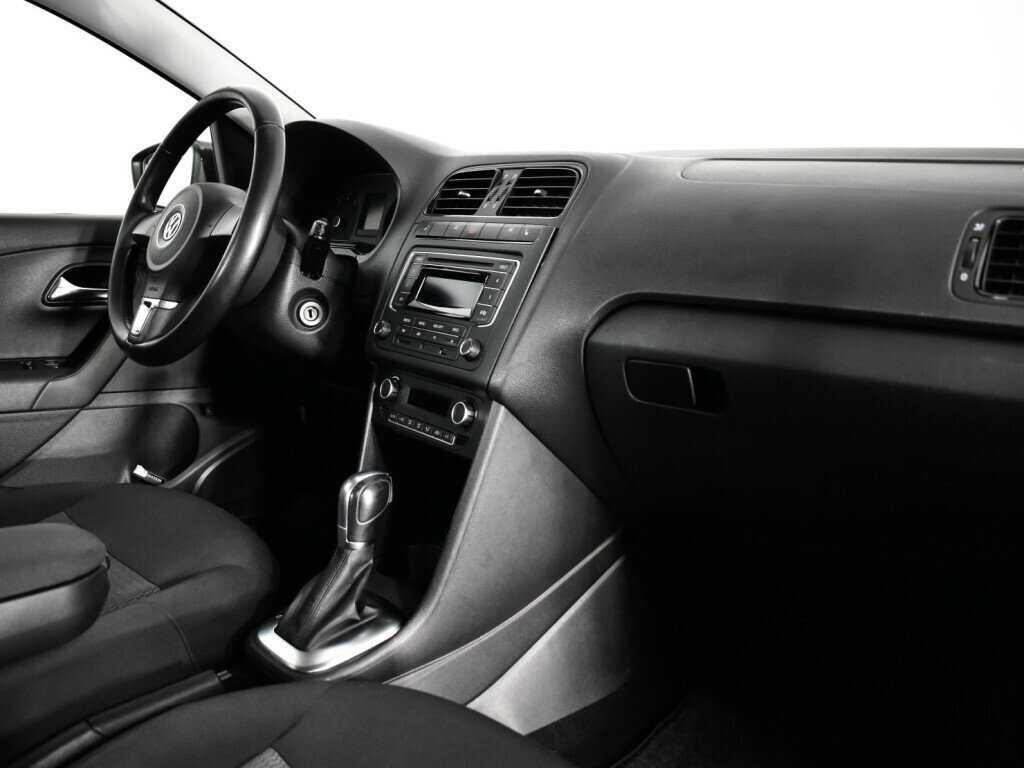 Volkswagen Polo 2015 года с пробегом. Фото: #8