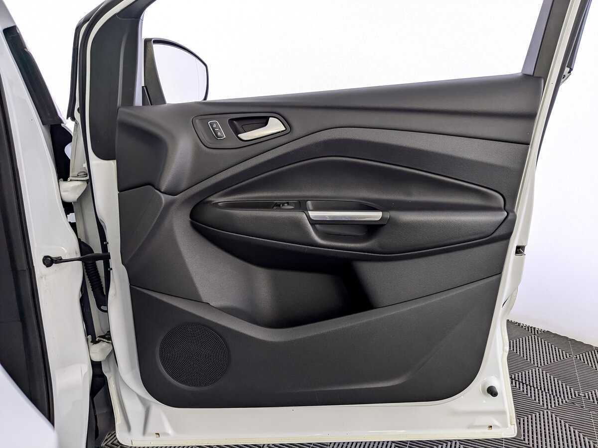 Ford Kuga 2016 года с пробегом. Фото: #18