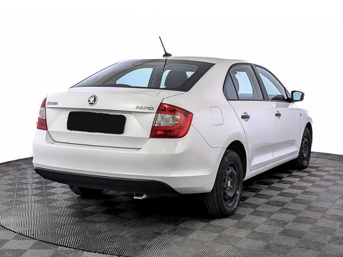 Skoda Rapid 2017 года с пробегом. Фото: #4