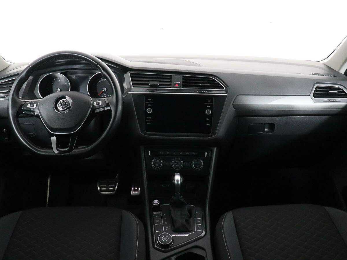 Volkswagen Tiguan 2018 года с пробегом. Фото: #10