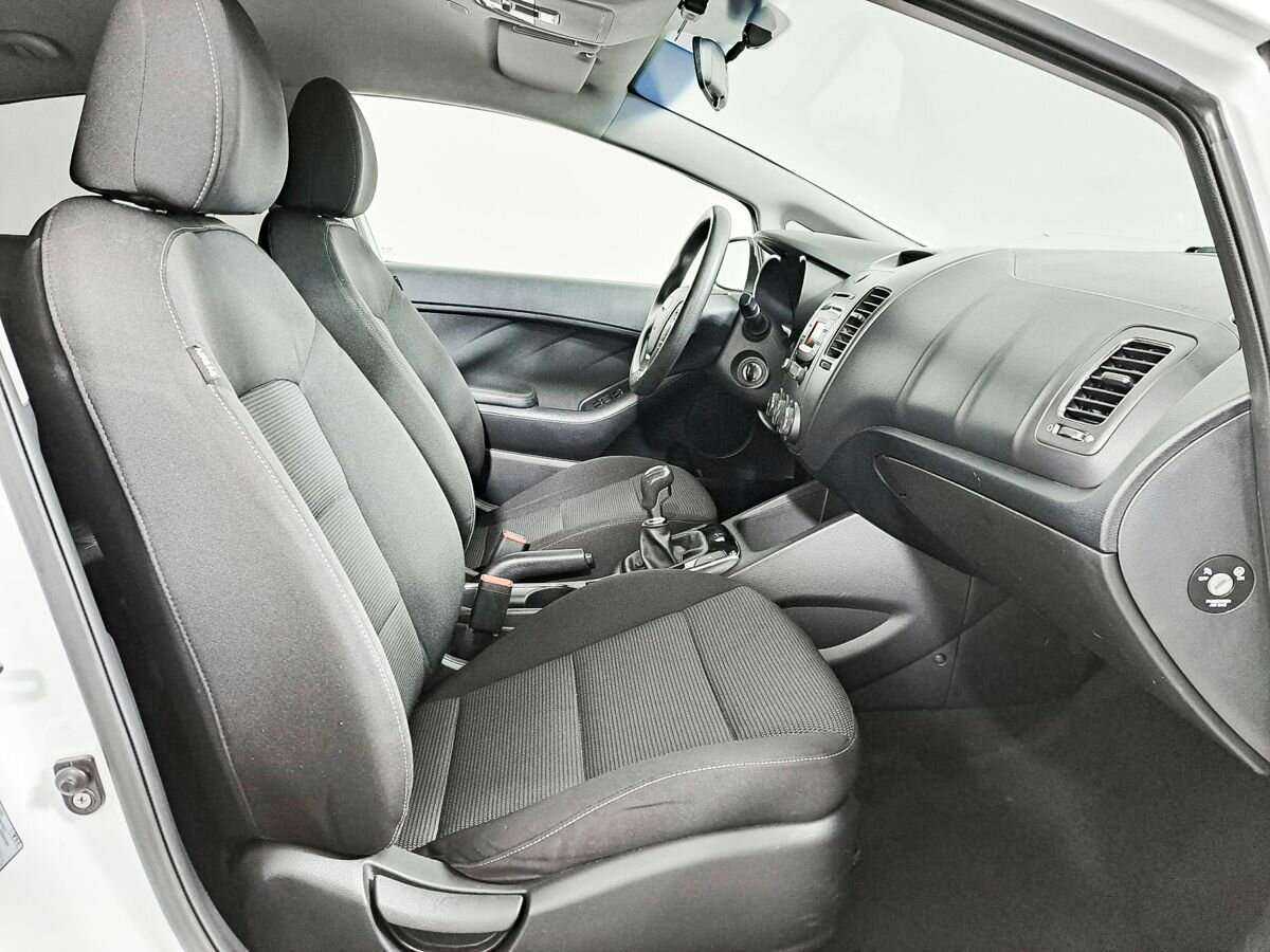 Kia Cerato 2017 года с пробегом. Фото: #8