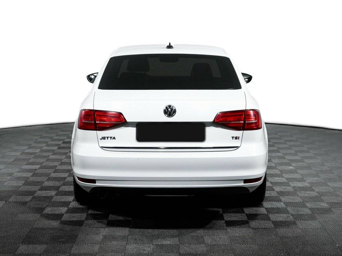 Volkswagen Jetta 2017 года с пробегом. Фото: #5