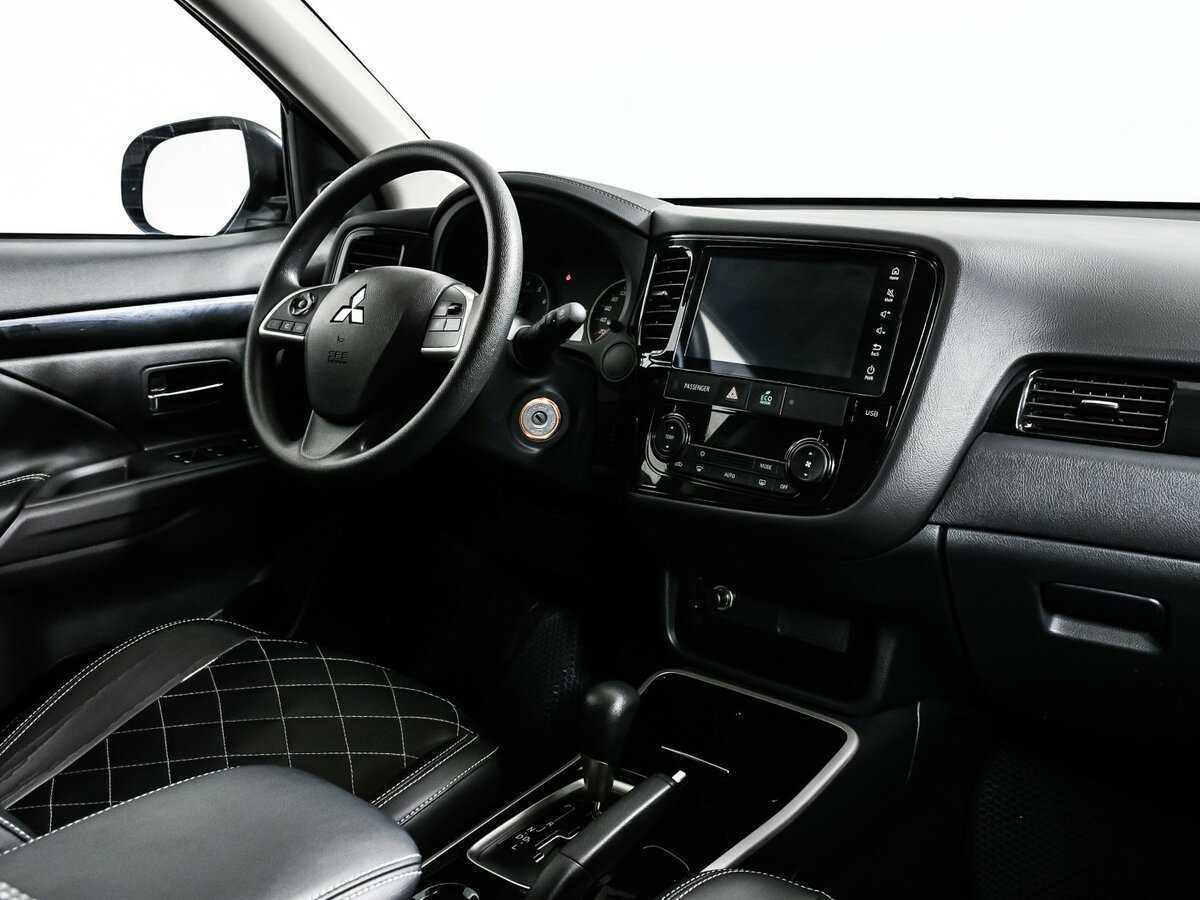 Mitsubishi Outlander 2022 года с пробегом. Фото: #8