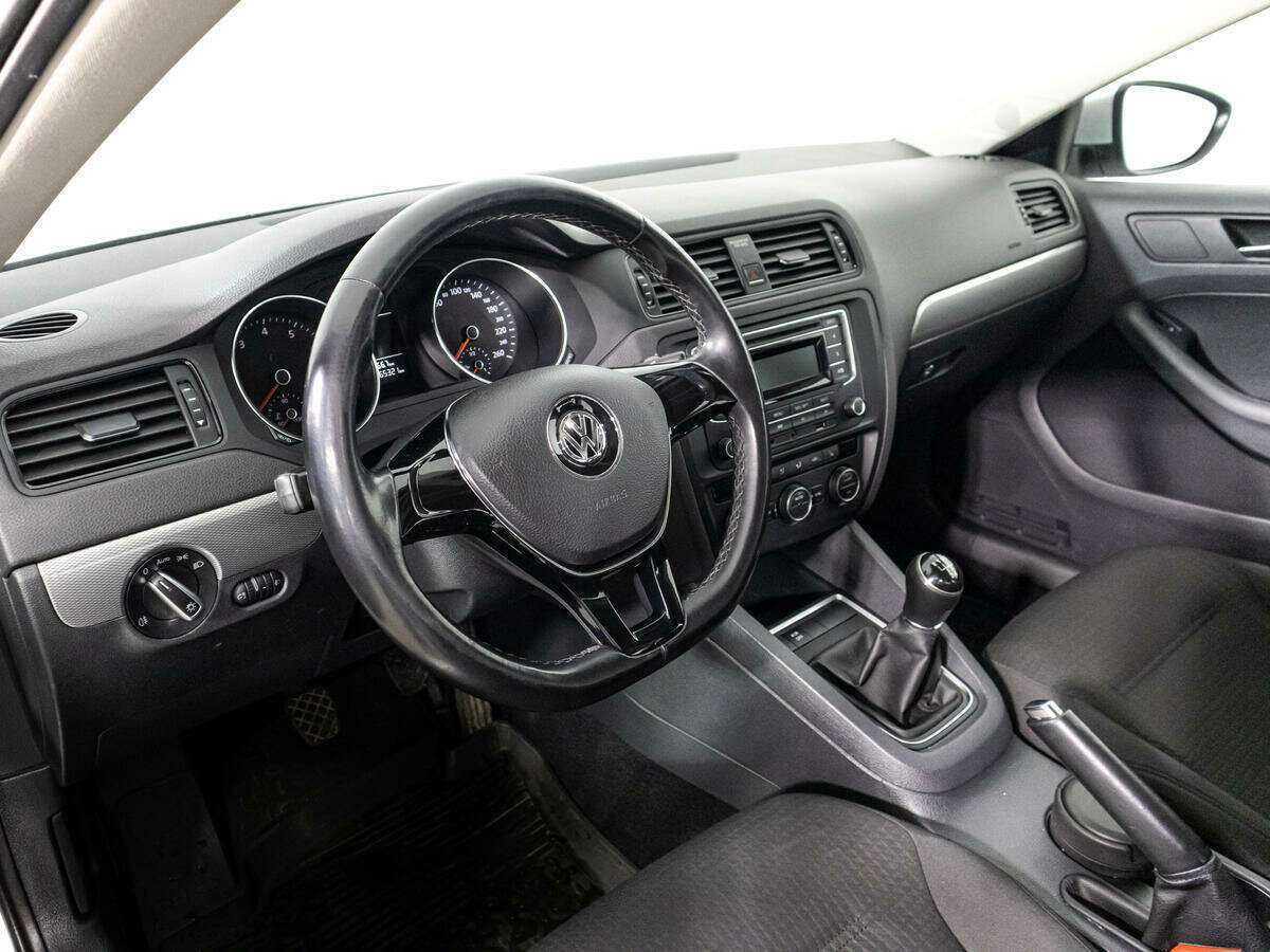Volkswagen Jetta 2015 года с пробегом. Фото: #10