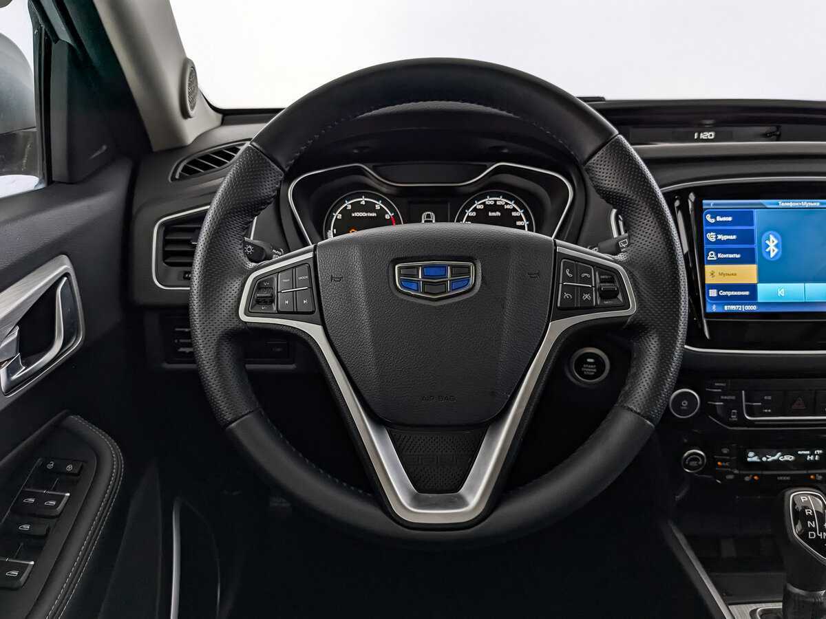 Geely Emgrand X7 2020 года с пробегом. Фото: #21