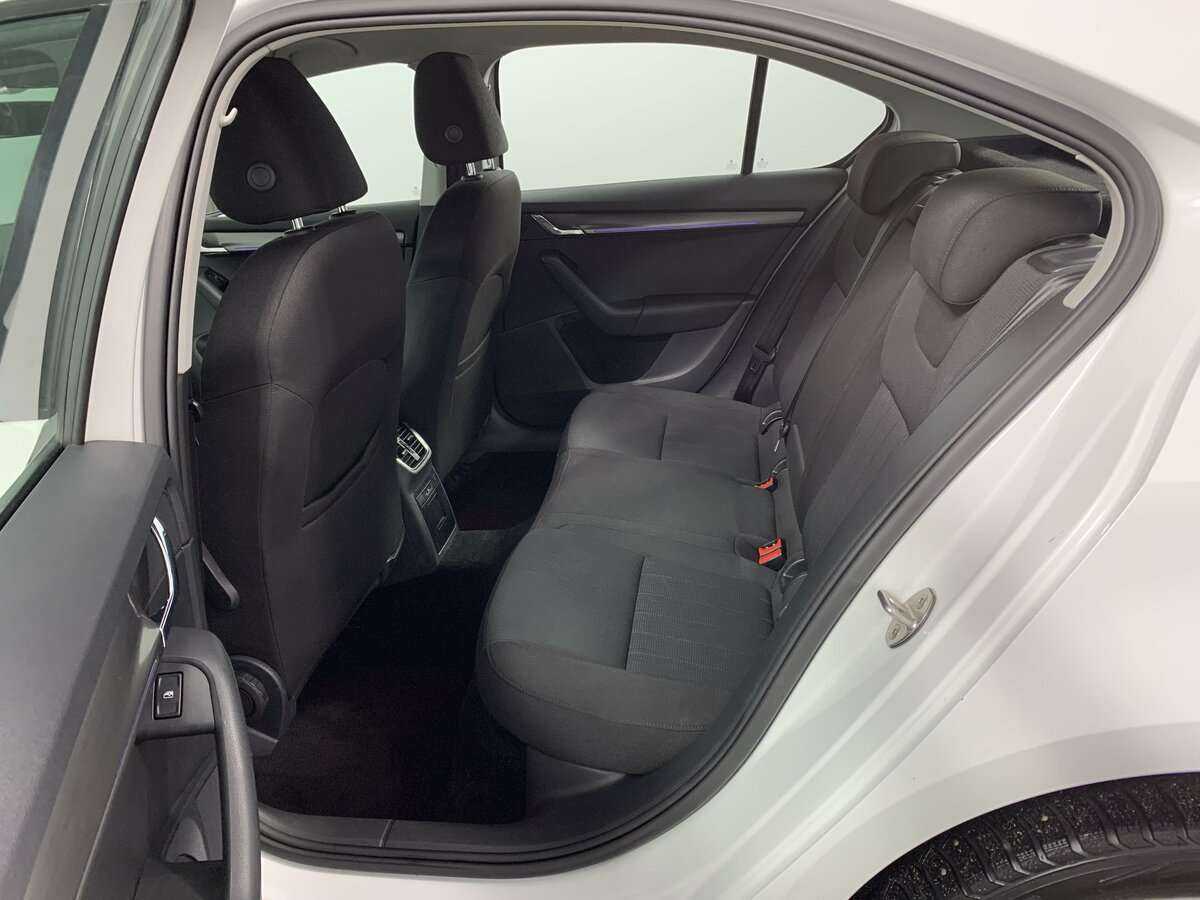 Skoda Octavia 2018 года с пробегом. Фото: #11