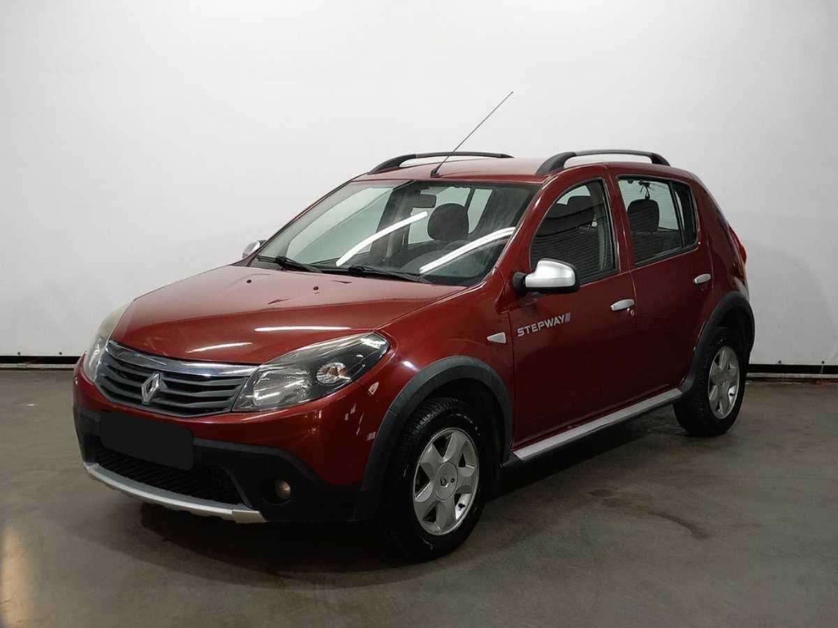 Renault Sandero 2012 года с пробегом. Посмотреть фото