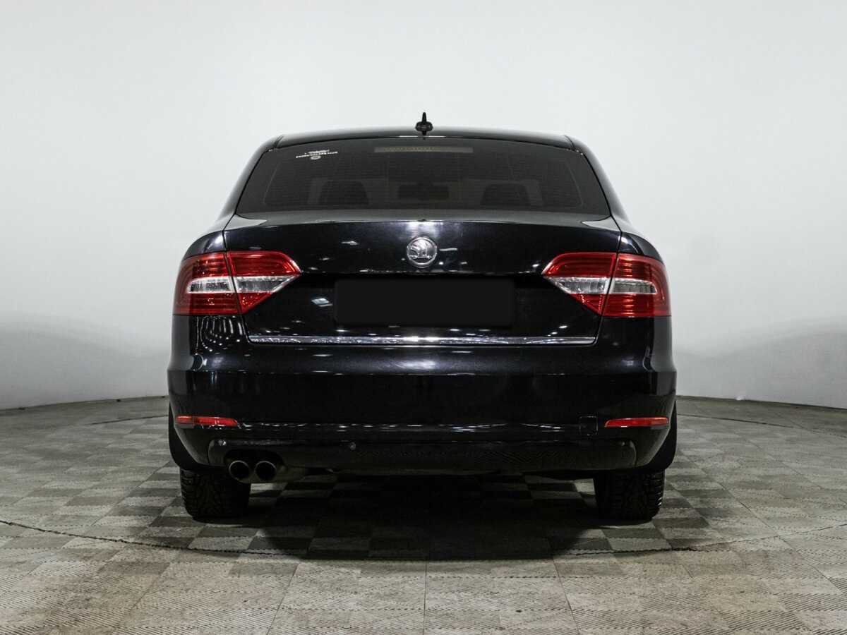 Skoda Superb 2013 года с пробегом. Фото: #5
