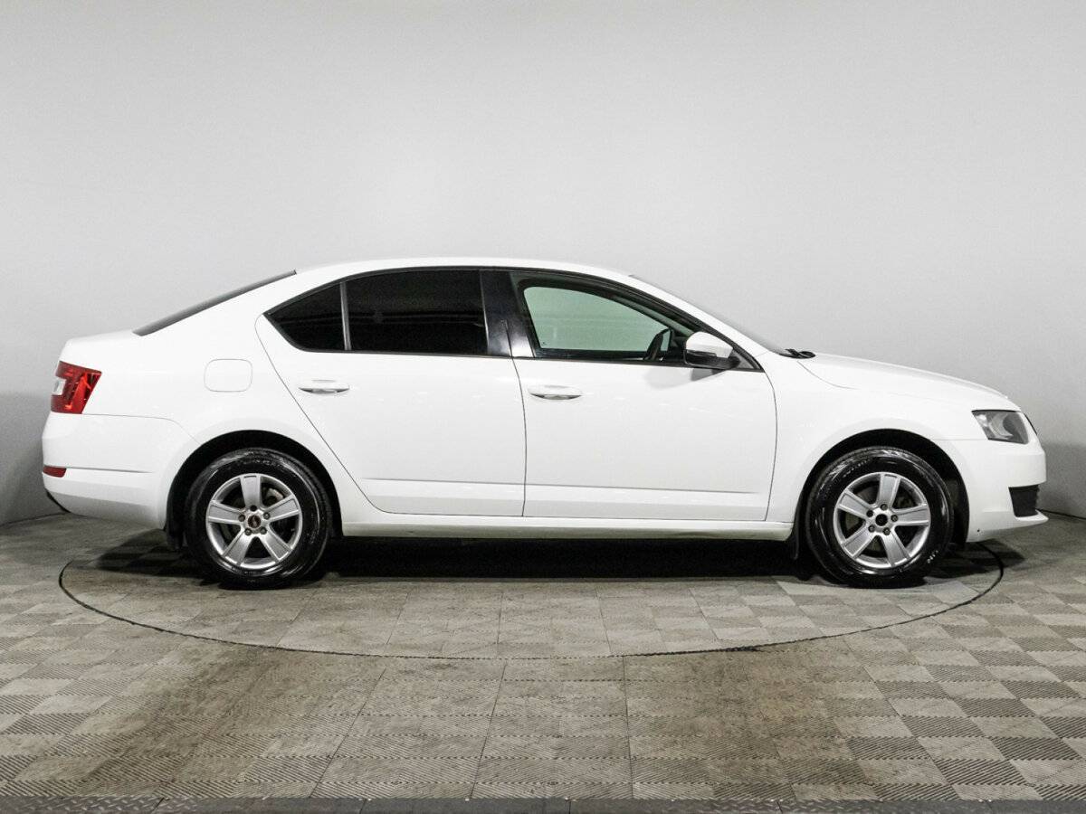 Skoda Octavia 2016 года с пробегом. Фото: #3