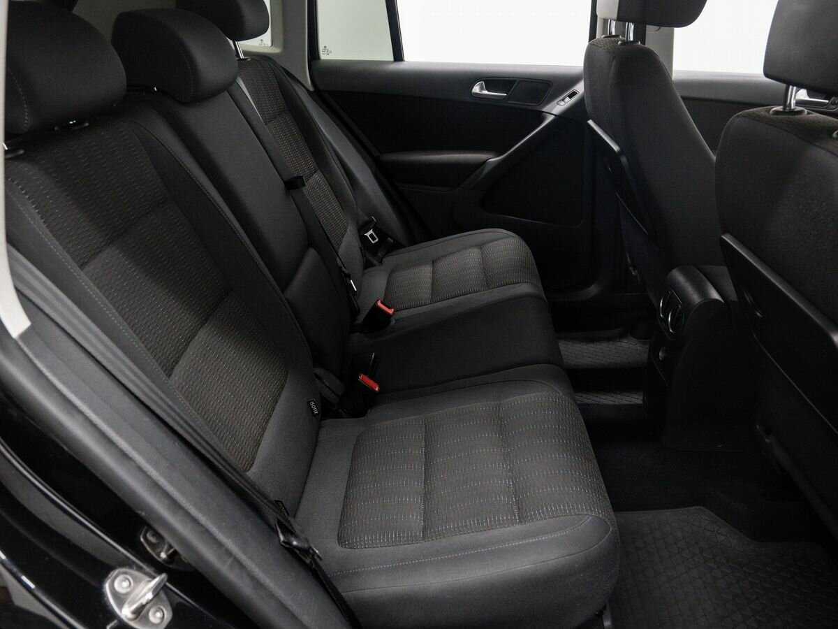 Volkswagen Tiguan 2013 года с пробегом. Фото: #9