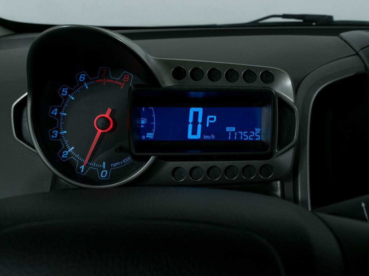 Chevrolet Aveo 2012 года с пробегом. Фото: #11