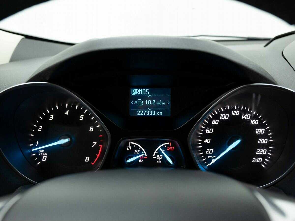 Ford Kuga 2014 года с пробегом. Фото: #17