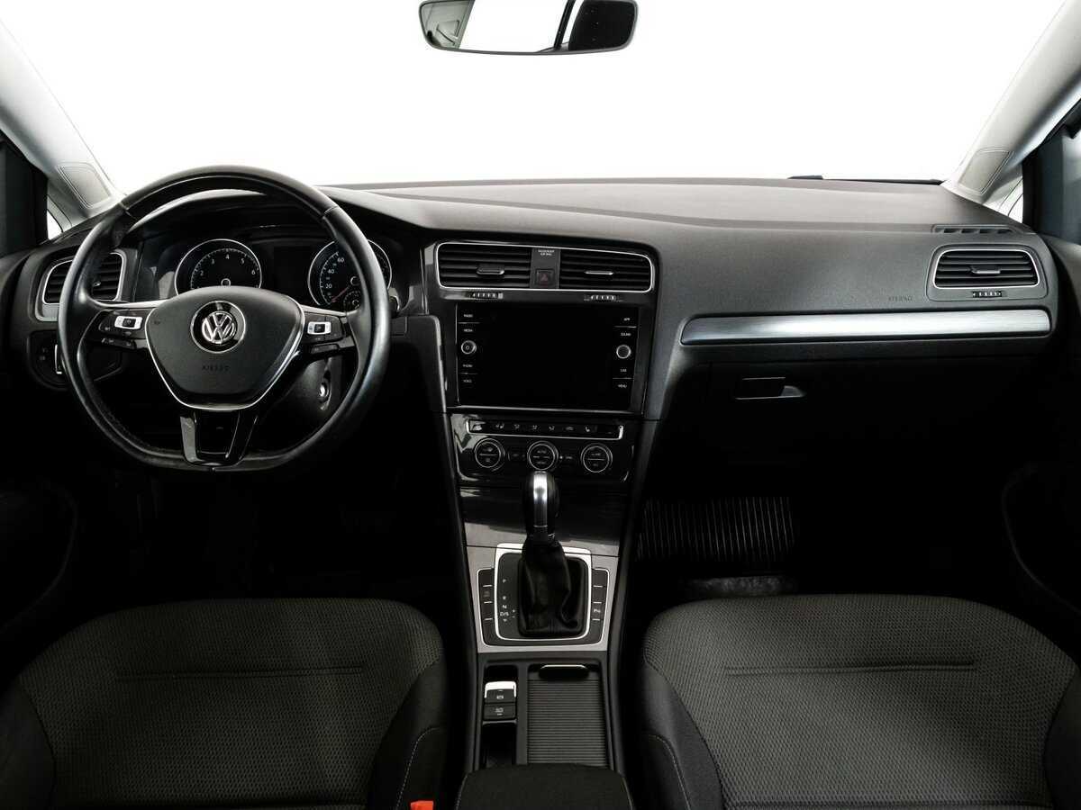 Volkswagen Golf 2018 года с пробегом. Фото: #7