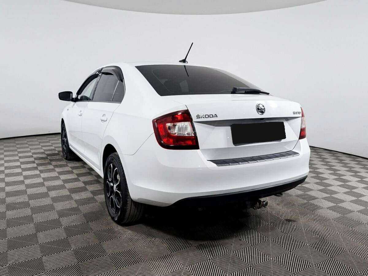 Skoda Rapid 2019 года с пробегом. Фото: #5