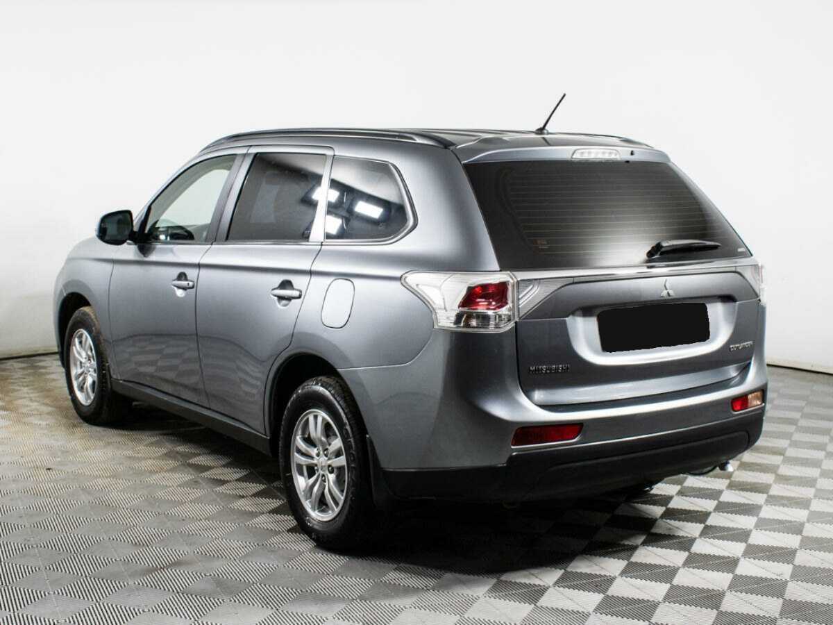 Mitsubishi Outlander 2012 года с пробегом. Фото: #4