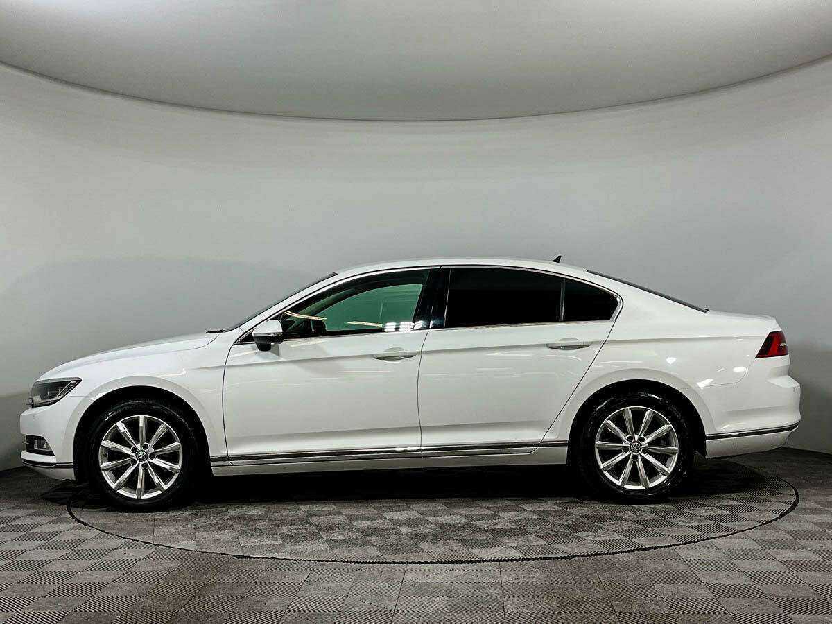Volkswagen Passat 2017 года с пробегом. Фото: #7