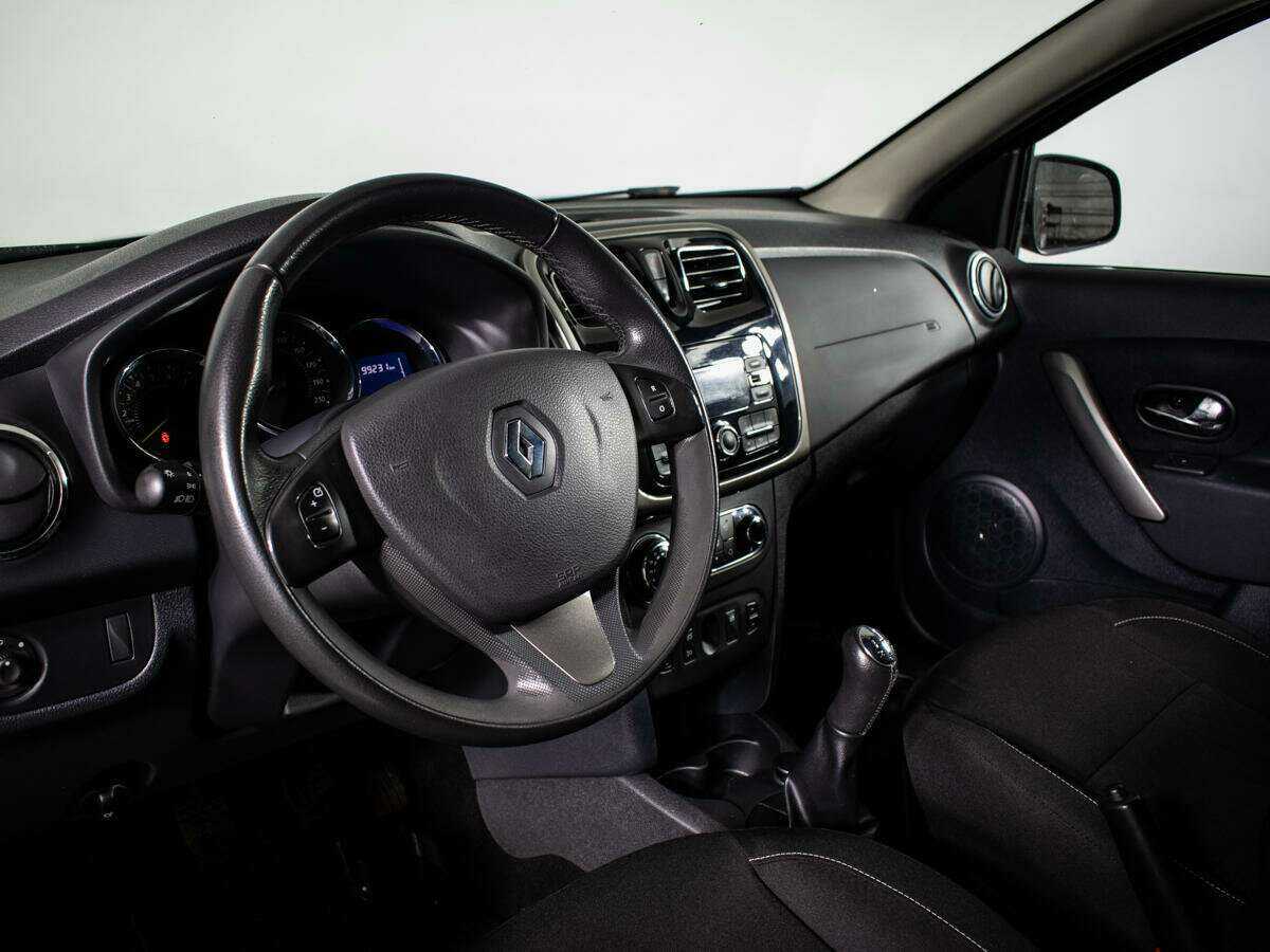 Renault Sandero 2017 года с пробегом. Фото: #10