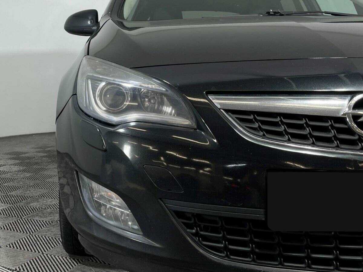 Opel Astra 2012 года с пробегом. Фото: #13