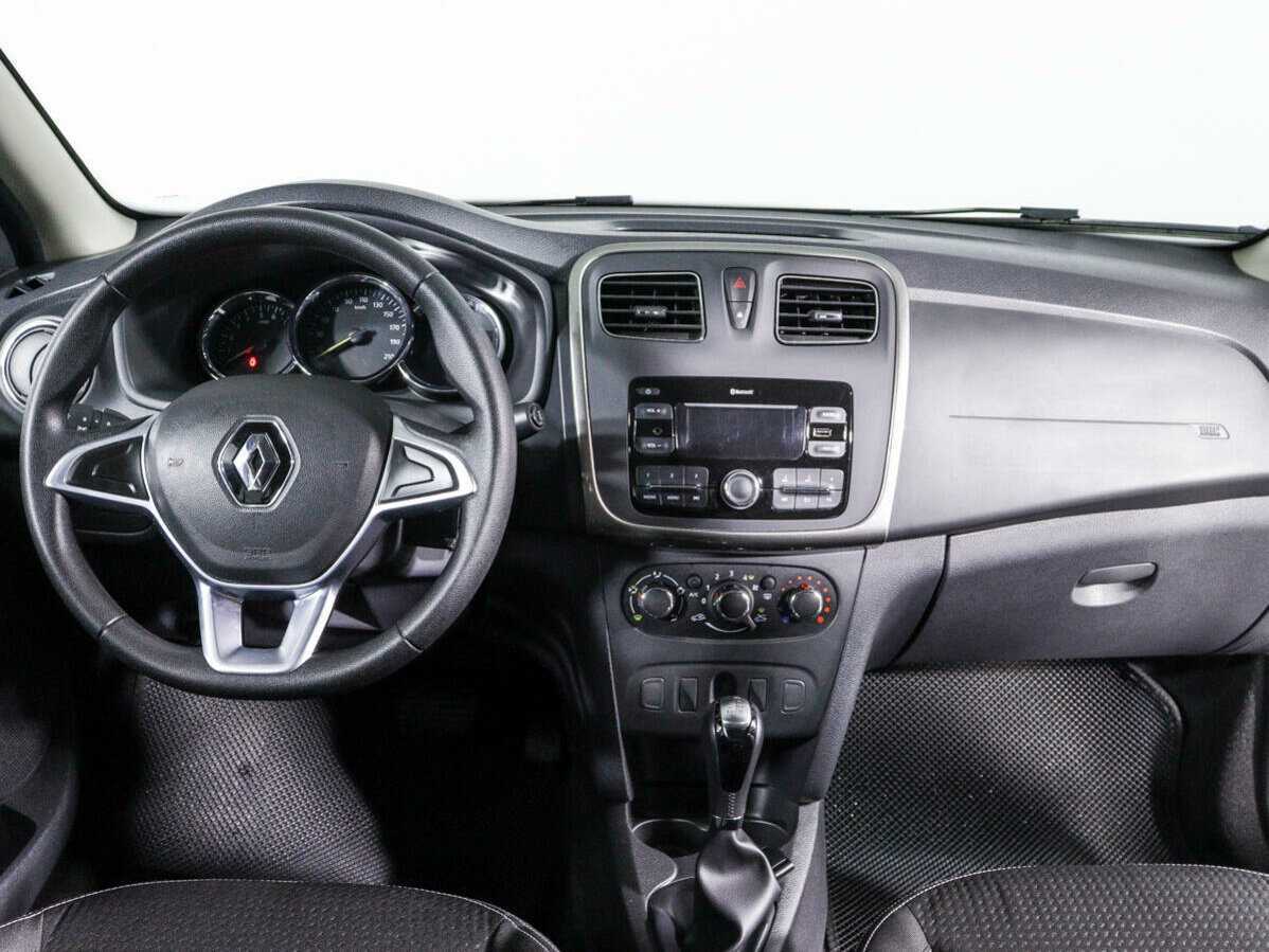 Renault Logan 2022 года с пробегом. Фото: #9