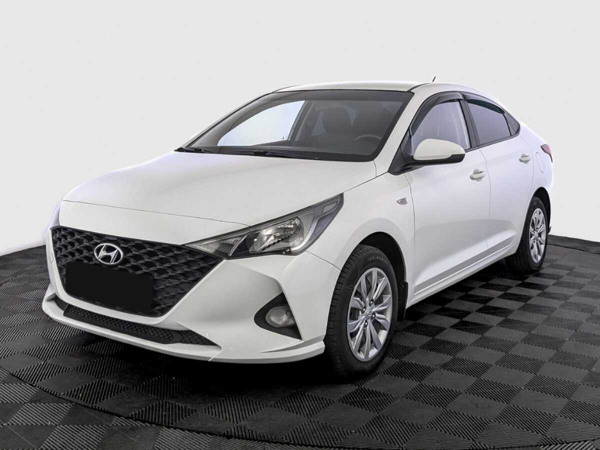 Hyundai Solaris 2020 года с пробегом. Посмотреть фото