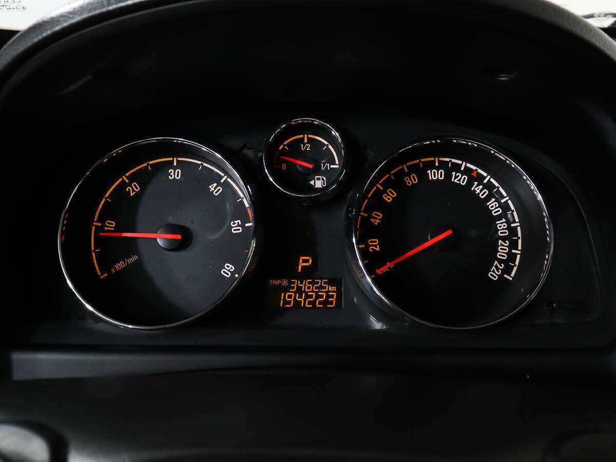 Opel Antara 2013 года с пробегом. Фото: #9