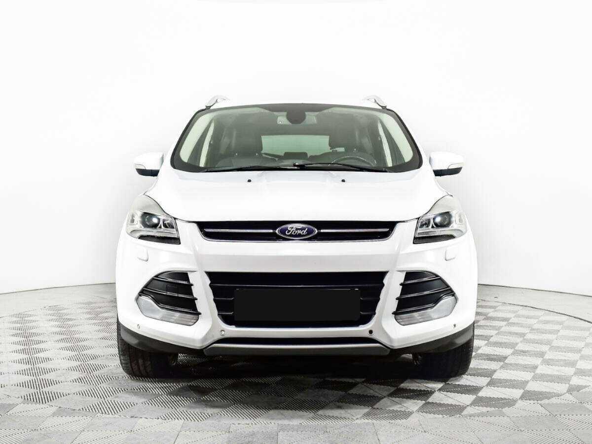 Ford Kuga 2013 года с пробегом. Фото: #1