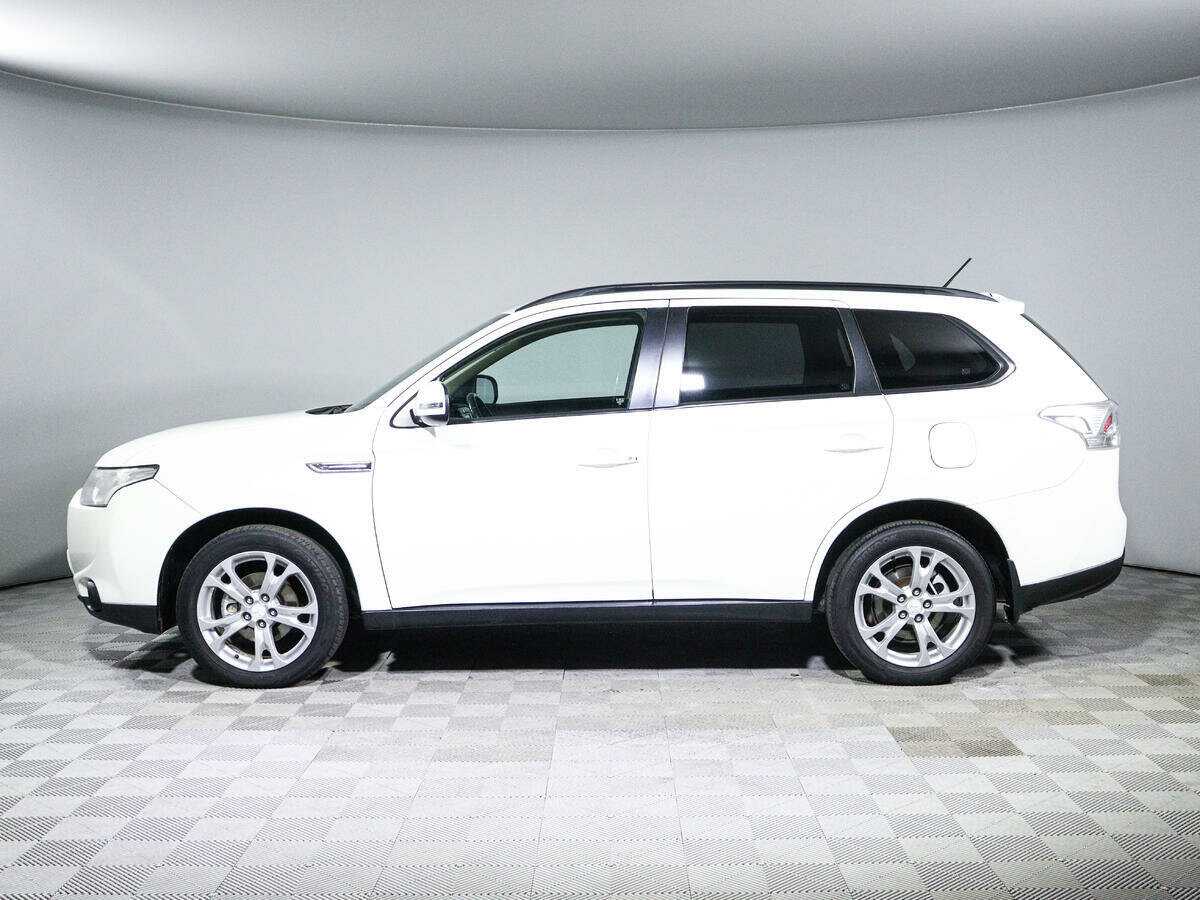 Mitsubishi Outlander 2012 года с пробегом. Фото: #6
