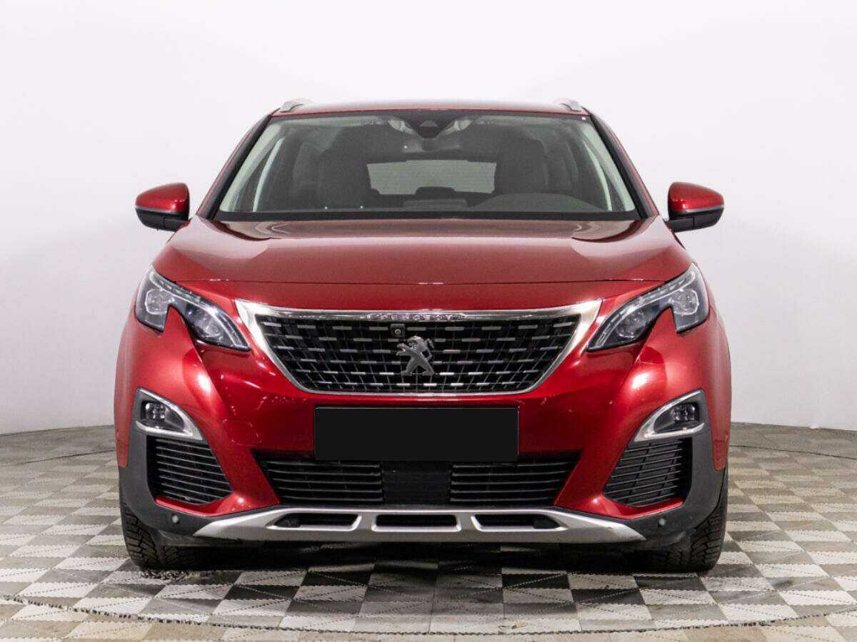 Peugeot 3008 2018 года с пробегом. Фото: #1