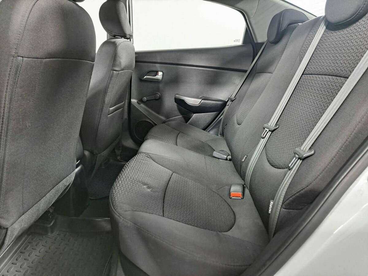 Kia Rio 2017 года с пробегом. Фото: #9