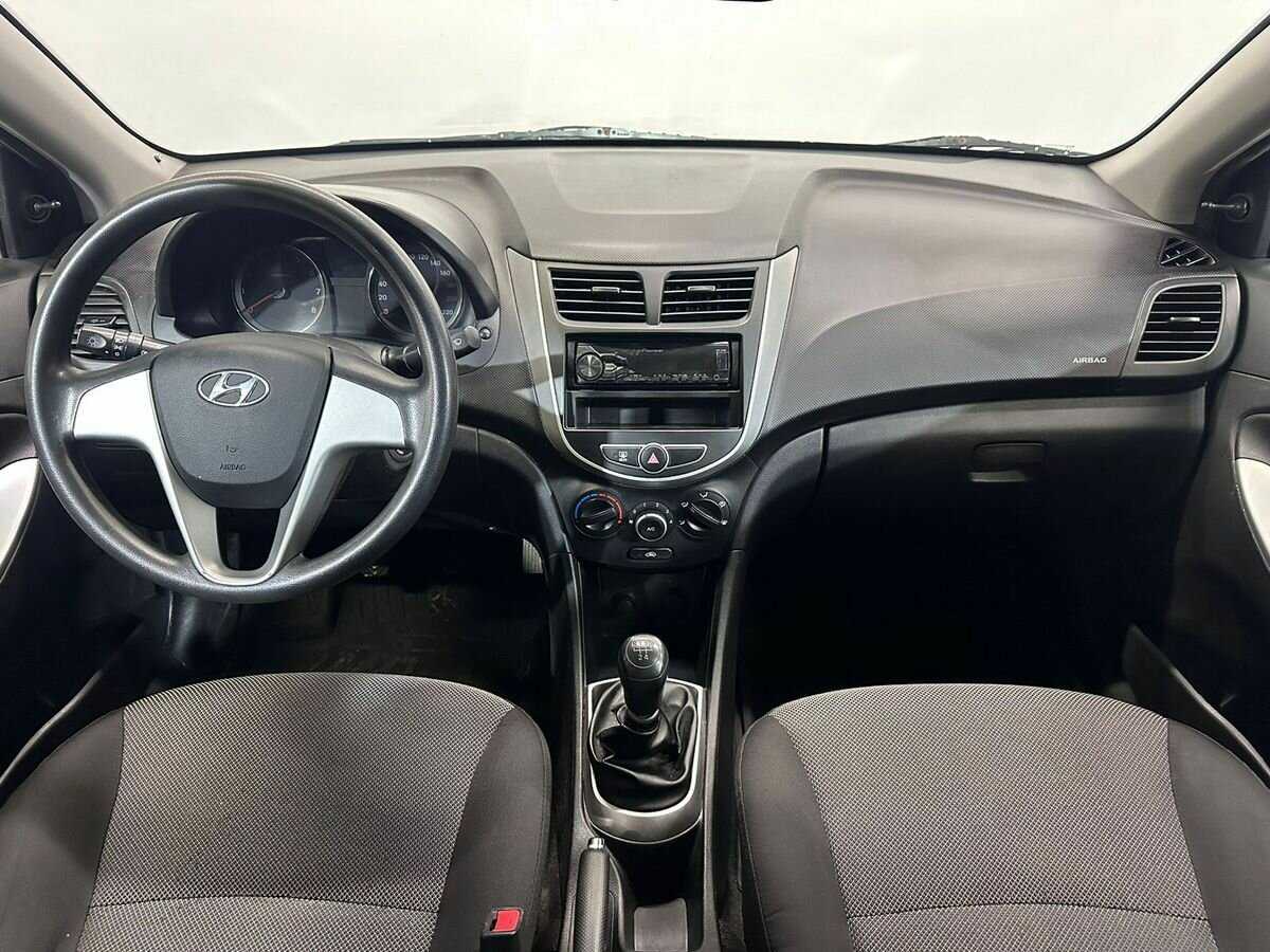 Hyundai Solaris 2014 года с пробегом. Фото: #8