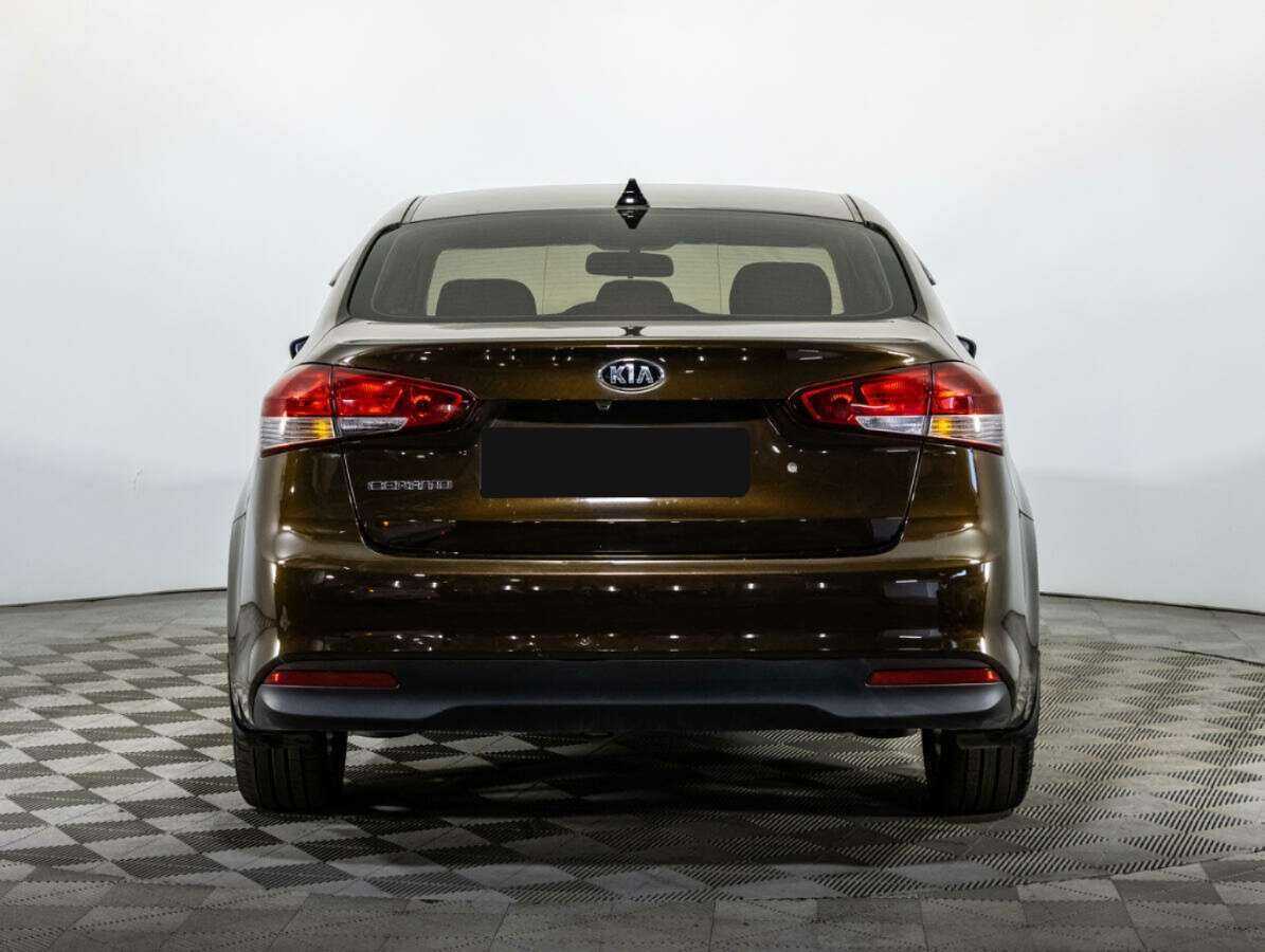 Kia Cerato 2018 года с пробегом. Фото: #4